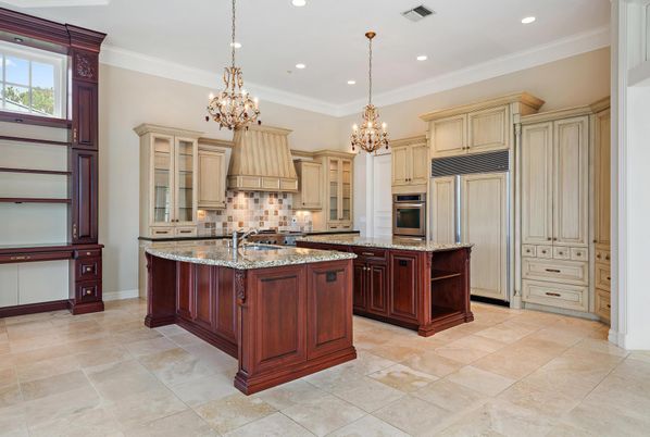 Chandelier, Interior, Kitchen, Pendant Lights, Recessed Lighting, Stainless Steel Appliances