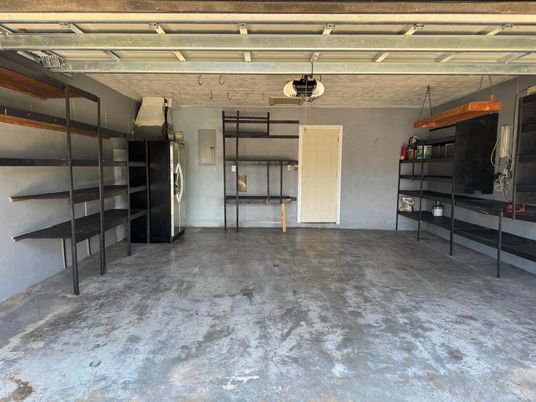 Garage, Interior