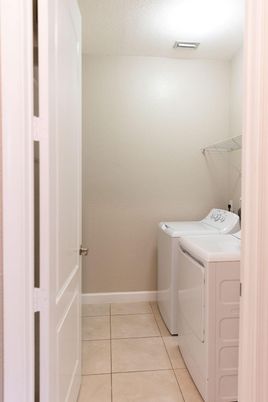 Interior, Washer