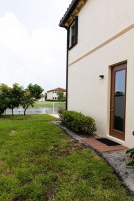 Backyard, Exterior, Water