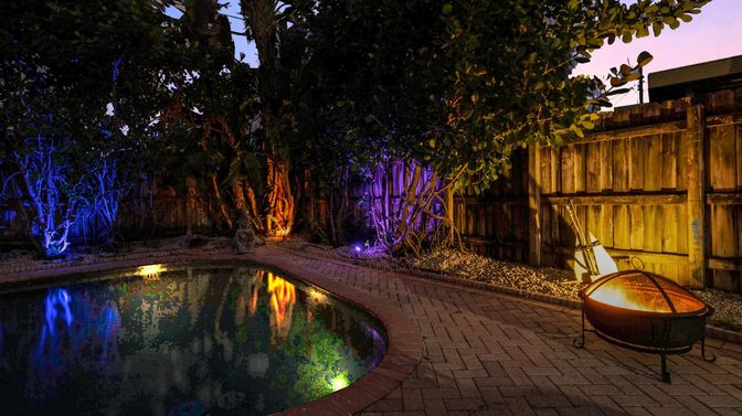 Exterior, Pool