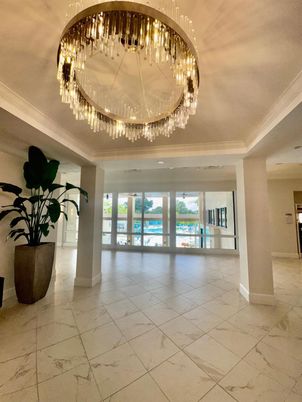 Chandelier, Interior, Marble, Recessed Lighting