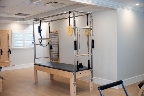 Fitness Equipment, Interior, Recessed Lighting, Wood Texture Flooring