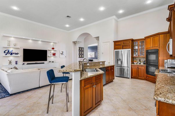 Interior, Kitchen, Living room, Recessed Lighting, Stainless Steel Appliances