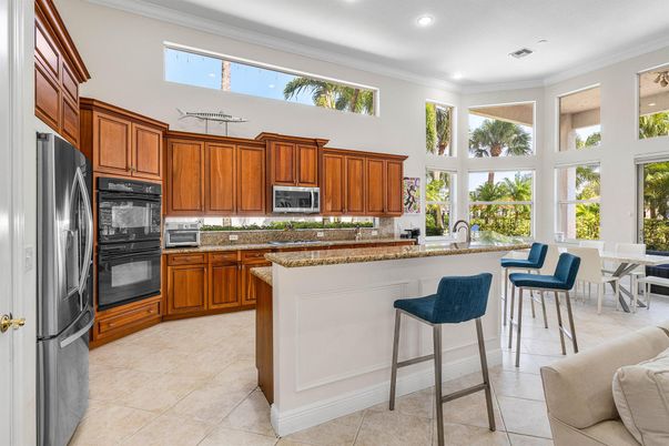 Dining room, Interior, Kitchen, Recessed Lighting
