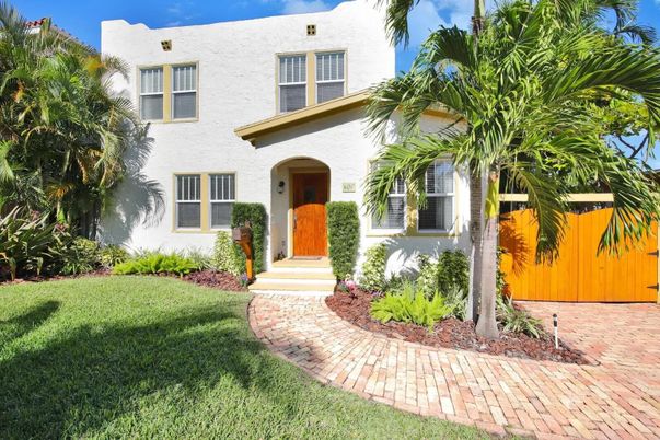 Backyard, Exterior, Facade, Spanish Mediterranean