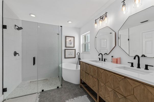 Bathroom, Dual Sink Vanities, Free Standing Baths, Glass Shower, Interior, Recessed Lighting