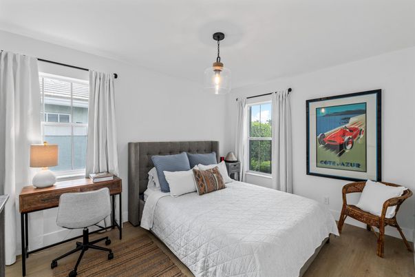 Bedroom, Home Office, Interior, Pendant Lights, Wood Texture Flooring