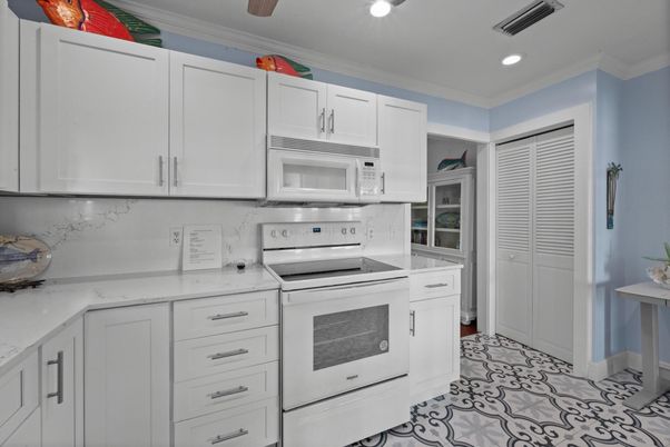 Interior, Kitchen, Recessed Lighting
