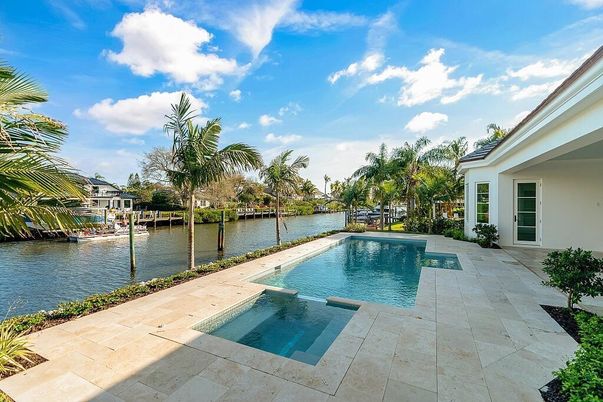 Exterior, Pool, Water