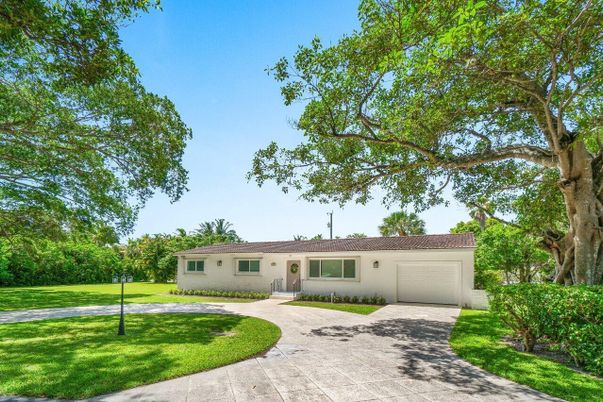 Attached, Backyard, Exterior, Facade, Ranch