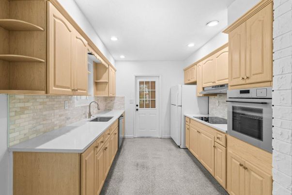 Interior, Kitchen, Recessed Lighting