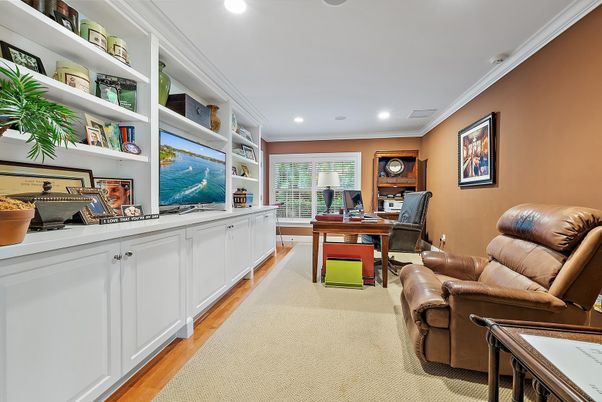 Home Office, Interior, Recessed Lighting, Wood Texture Flooring