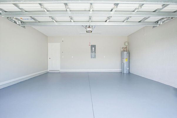 Garage, Interior