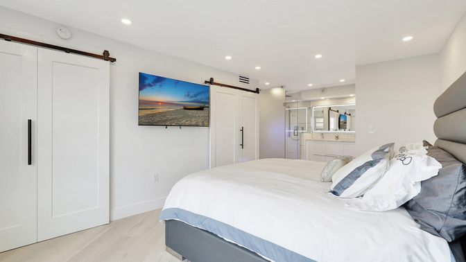 Bedroom, Interior, Recessed Lighting, Wood Texture Flooring