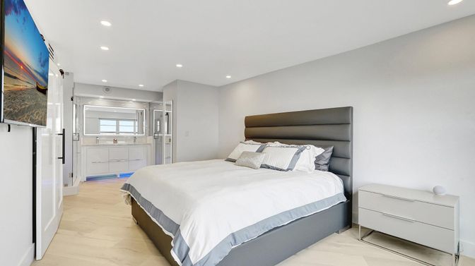 Bedroom, Interior, Recessed Lighting, Wood Texture Flooring
