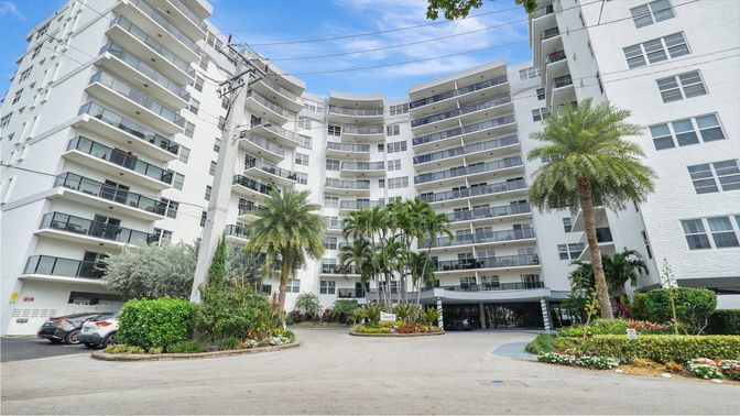 Exterior, Facade, Condo Building