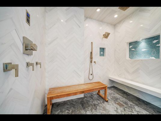 Bathroom, Interior, Recessed Lighting