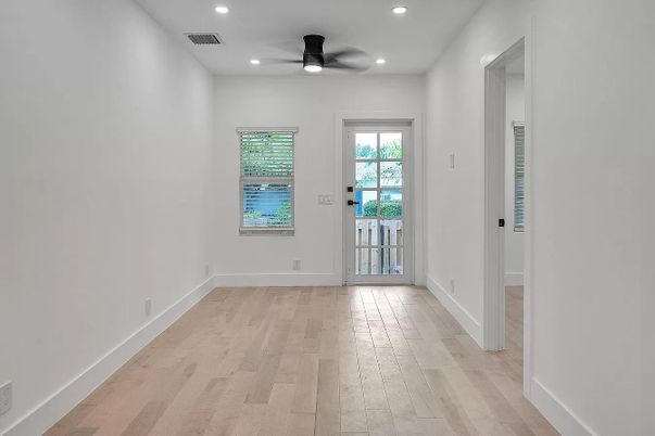 Empty room, Interior, Recessed Lighting, Wood Texture Flooring