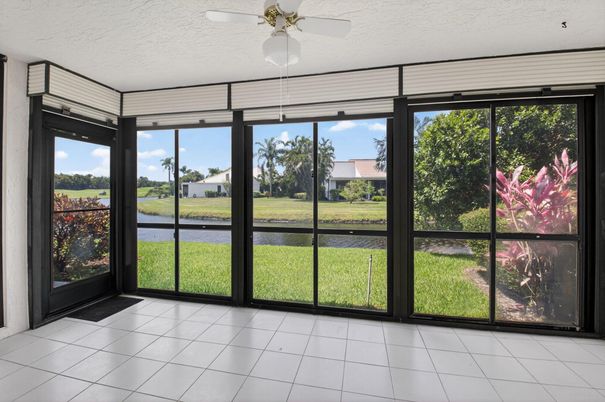 Interior, Sun Room, Water
