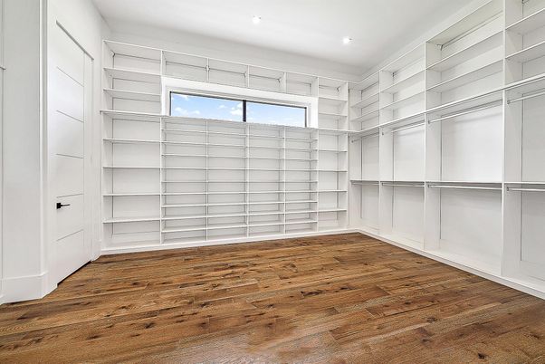 Empty room, Interior, Recessed Lighting, Walk-in Closets, Wood Texture Flooring