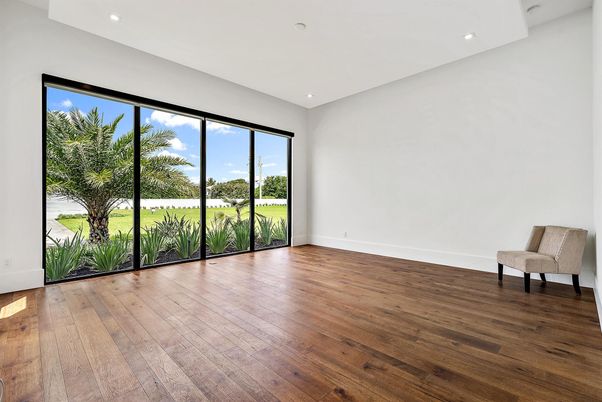 Empty room, Interior, Recessed Lighting, Wood Texture Flooring