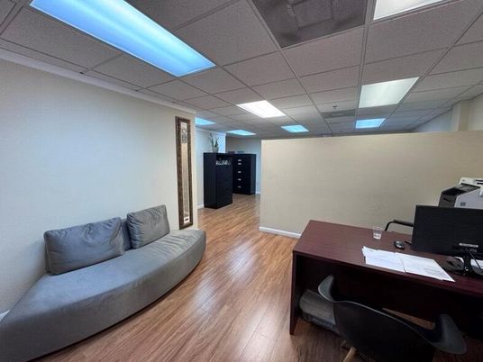 Home Office, Interior, Recessed Lighting, Wood Texture Flooring