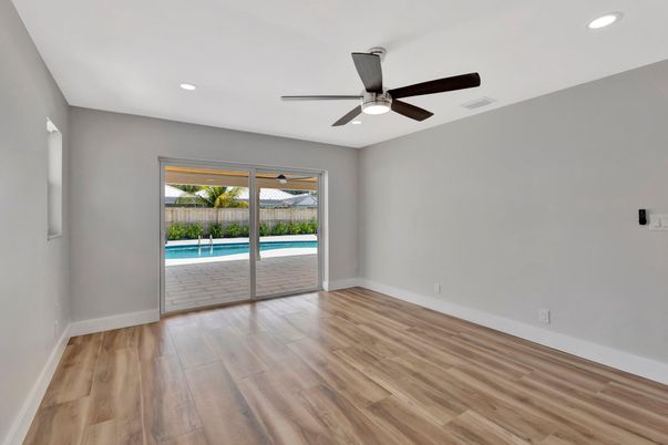 Empty room, Interior, Recessed Lighting, Wood Texture Flooring