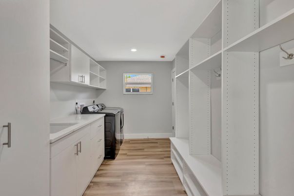 Interior, Recessed Lighting, Walk-in Closets, Wood Texture Flooring