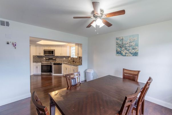 Dining room, Interior, Kitchen, Stainless Steel Appliances, Wood Texture Flooring