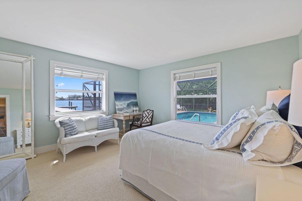 Bedroom, Interior, Water