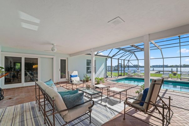 Glass Ceilings, Interior, Pool, Sun Room, Water