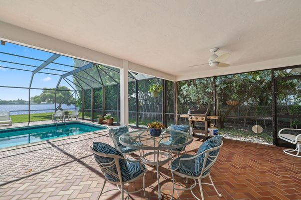 Dining room, Glass Ceilings, Interior, Pool, Sun Room, Water