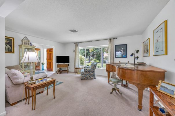 Interior, Living room, Piano