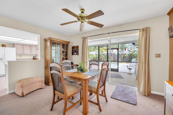 Dining room, Interior