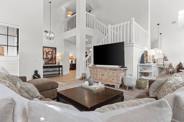 Interior, Living room, Pendant Lights, Wood Texture Flooring