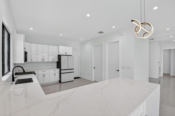 Interior, Kitchen, Pendant Lights, Recessed Lighting