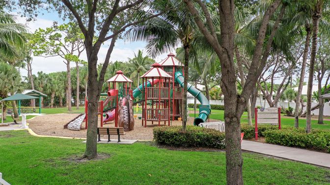 Backyard, Exterior, Playground