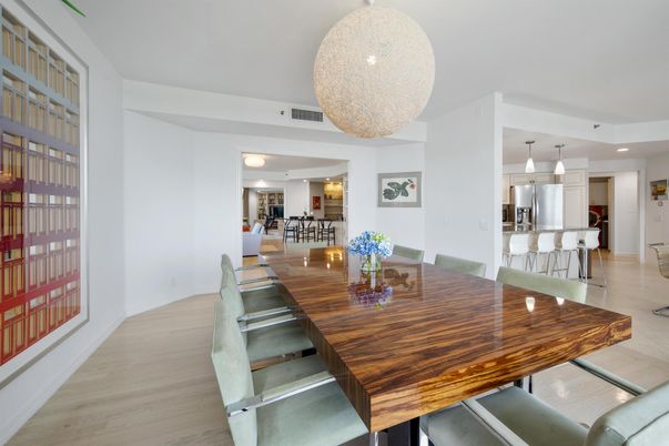 Dining room, Interior, Kitchen, Pendant Lights, Recessed Lighting, Stainless Steel Appliances, Wood Texture Flooring