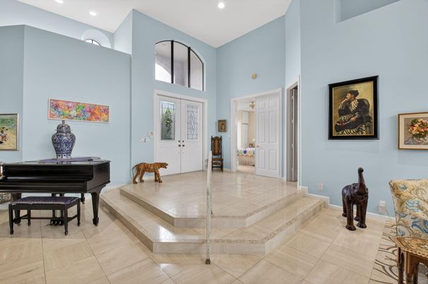 Interior, Piano, Recessed Lighting