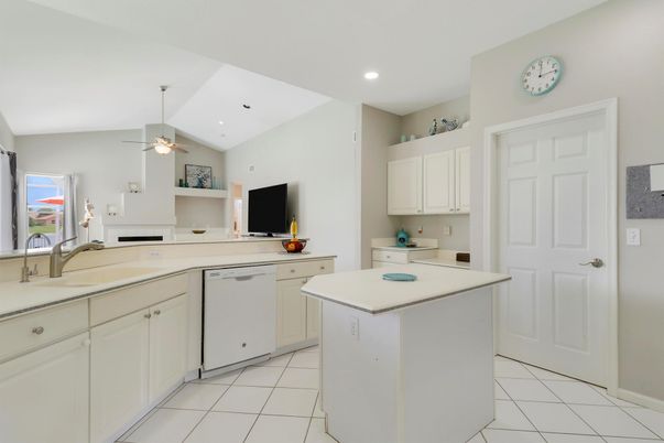 Interior, Kitchen, Recessed Lighting