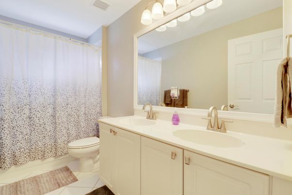 Bathroom, Dual Sink Vanities, Interior
