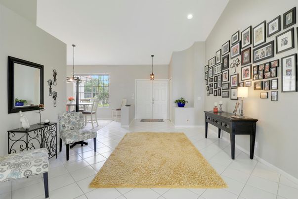 Dining room, Interior, Pendant Lights, Recessed Lighting