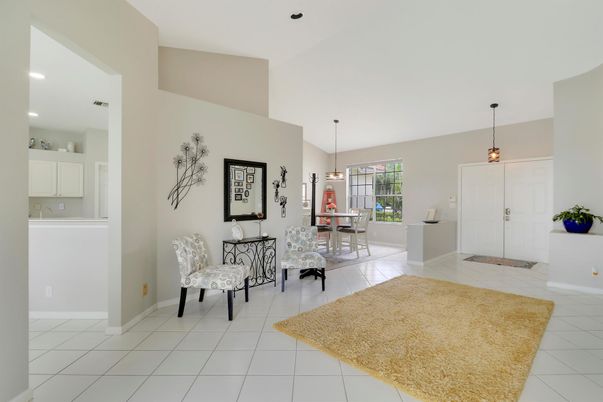 Dining room, Interior, Pendant Lights, Recessed Lighting