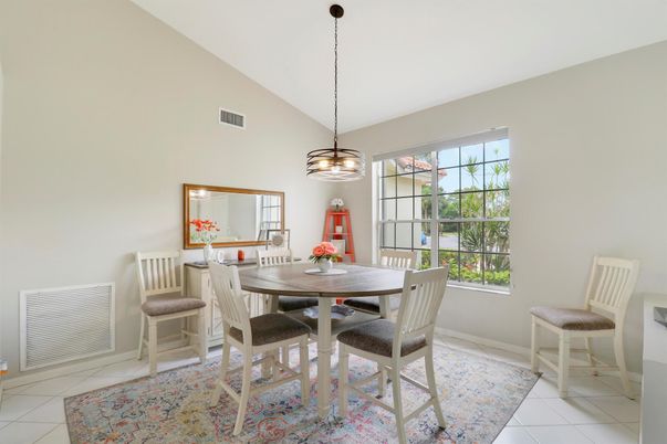 Dining room, Interior, Pendant Lights