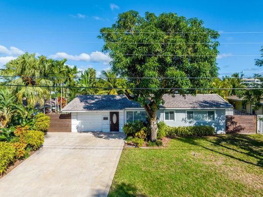 Attached, Backyard, Exterior, Facade, Ranch