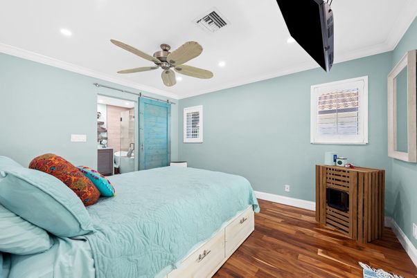 Bedroom, Interior, Recessed Lighting, Wood Texture Flooring