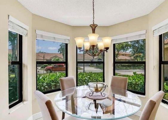 Chandelier, Dining room, Interior