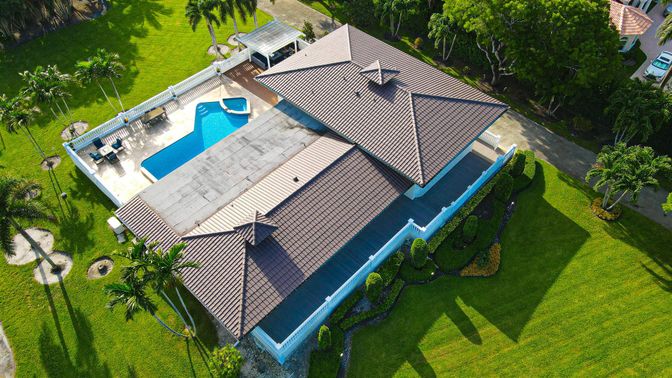 Exterior, Drone
