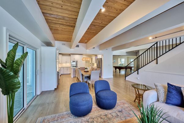 Dining room, Interior, Kitchen, Living room, Pendant Lights, Stainless Steel Appliances, Wooden Ceilings, Wood Texture Flooring